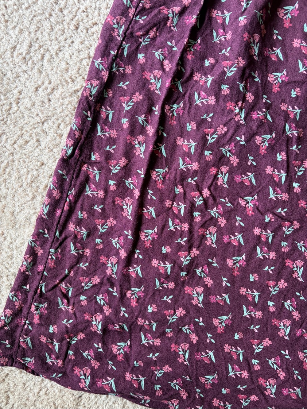 Summery Comfy Floral Purple Skirt with Buttons and Pockets - Picture 9 of 11